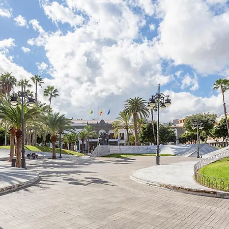 Апартаменти 3br Urban Flat - Centric & Confortable *