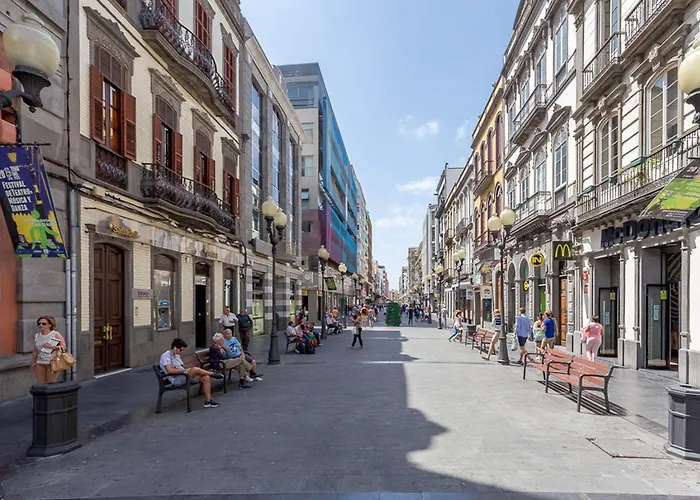 Апартаменти 3br Urban Flat - Centric & Confortable